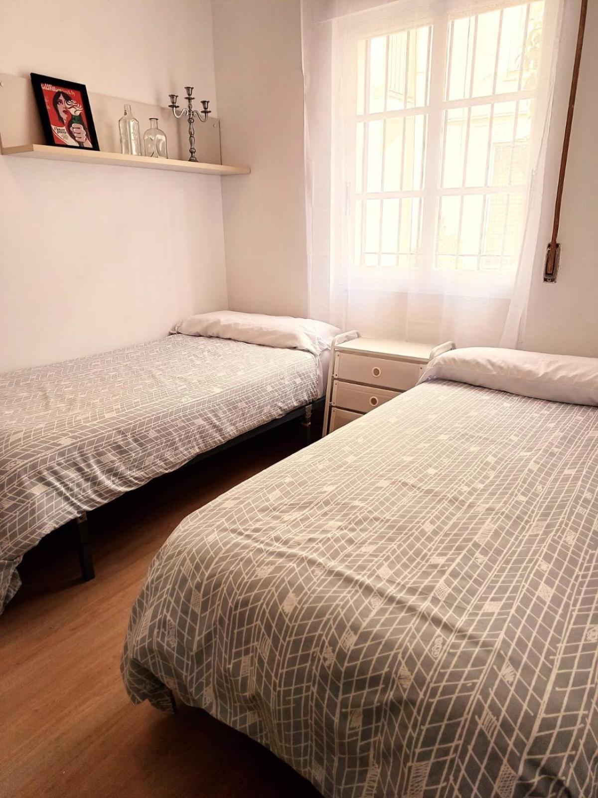 Apartamento Plaza Santa Lucia Renovado Febrero 2025 Seville Luaran gambar